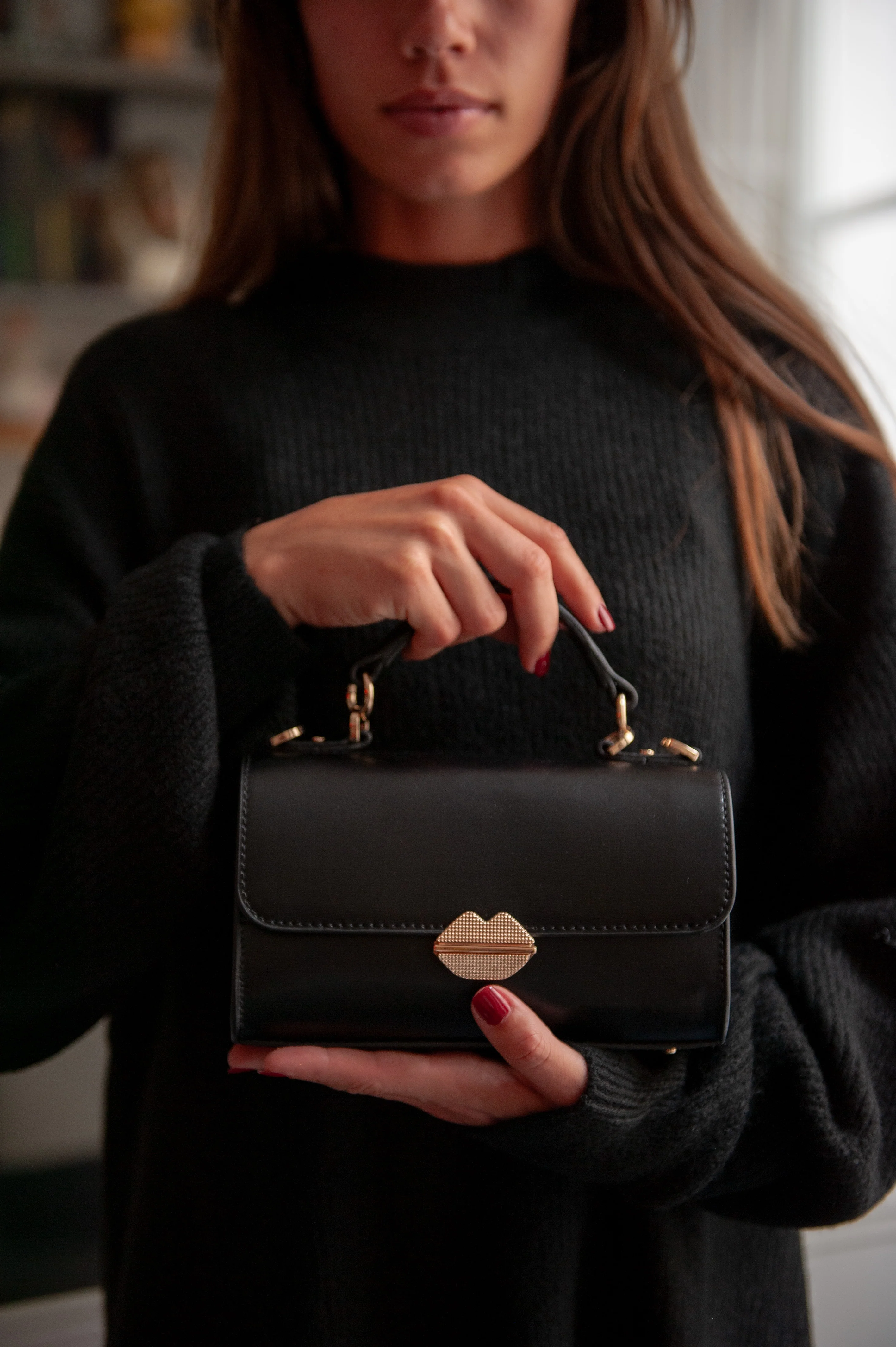 Small Satchel-Sealed With A Kiss Noir - Image 3