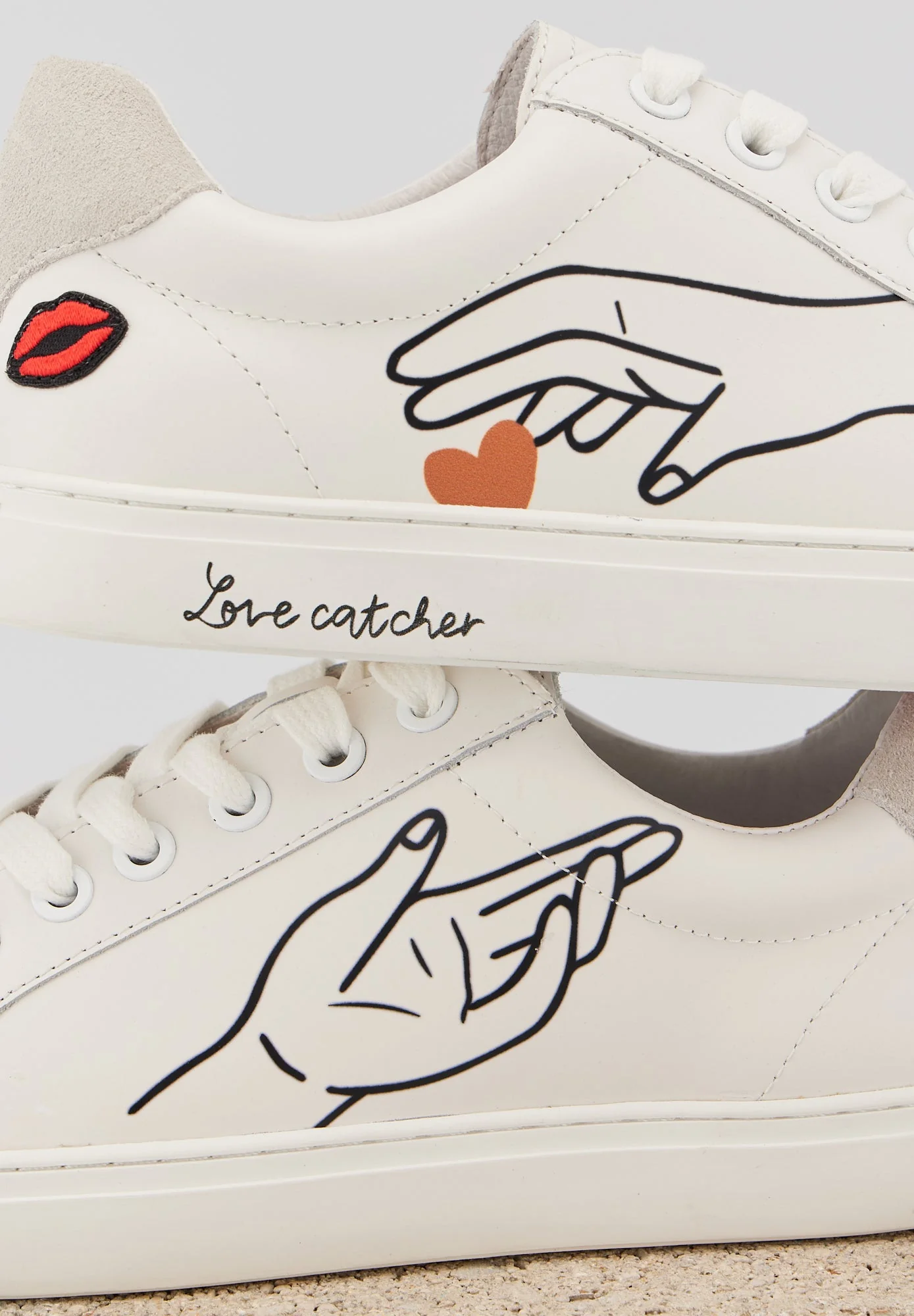 Baskets en cuir-Simone Artdesmaux-Love Catcher - Image 2